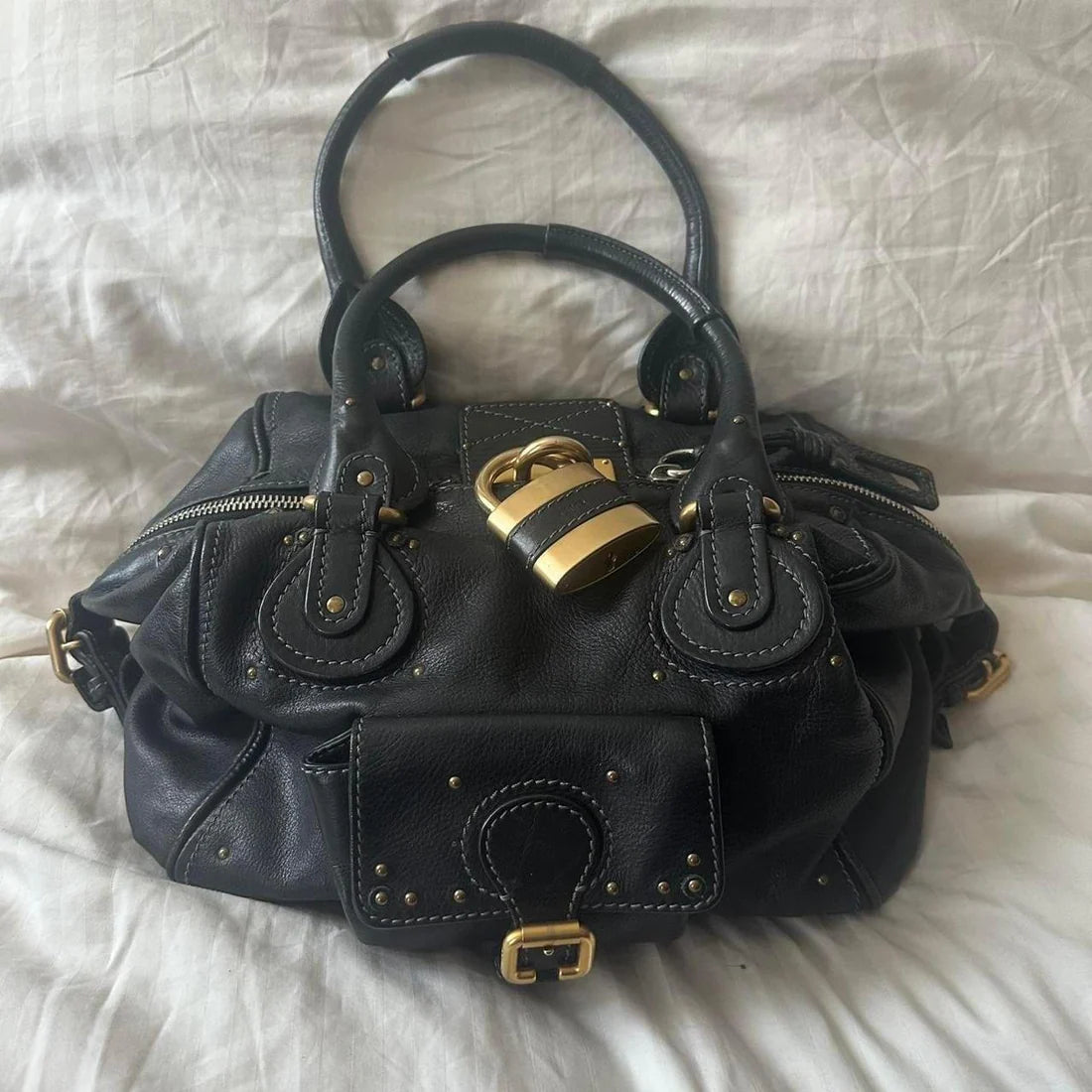 Vintage Chloé Paddington Bag – Black Leather with Gold Hardware (2000s/2010s)