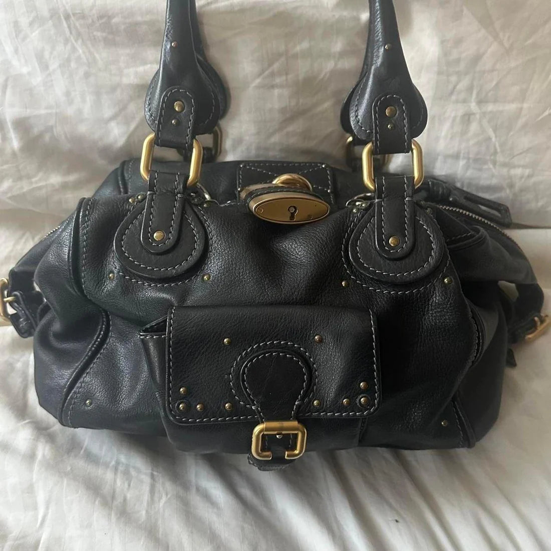 Vintage Chloé Paddington Bag – Black Leather with Gold Hardware (2000s/2010s)